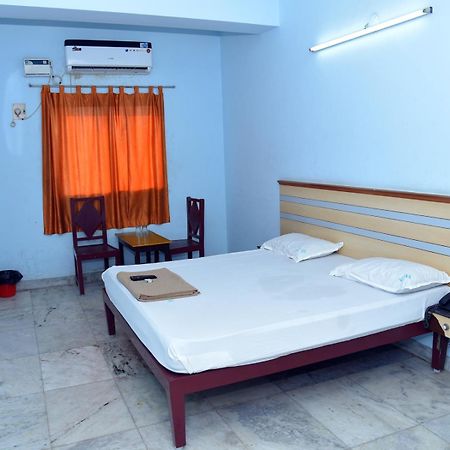 Hotel Aditya Ποντισερί Εξωτερικό φωτογραφία