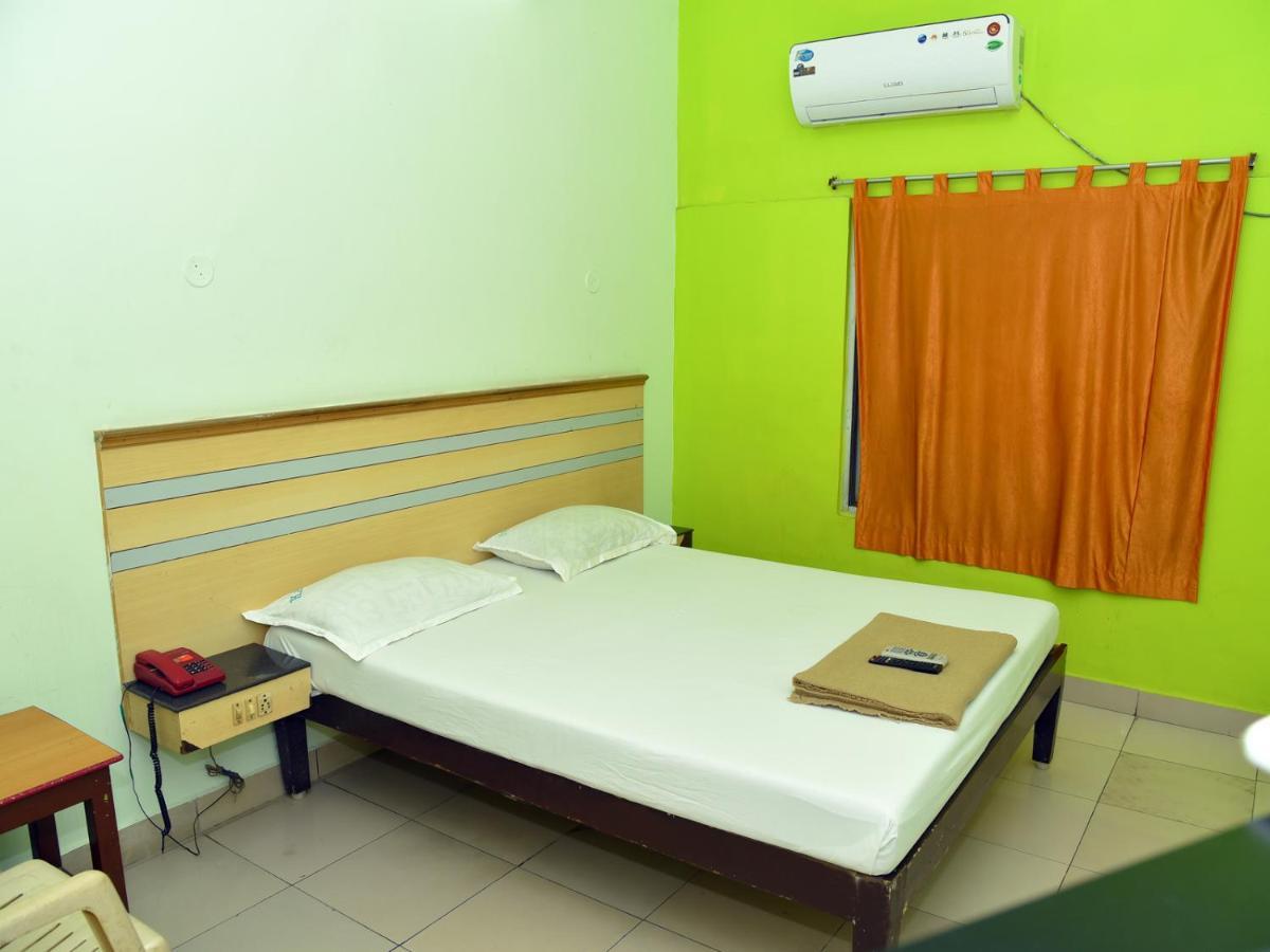 Hotel Aditya Ποντισερί Εξωτερικό φωτογραφία