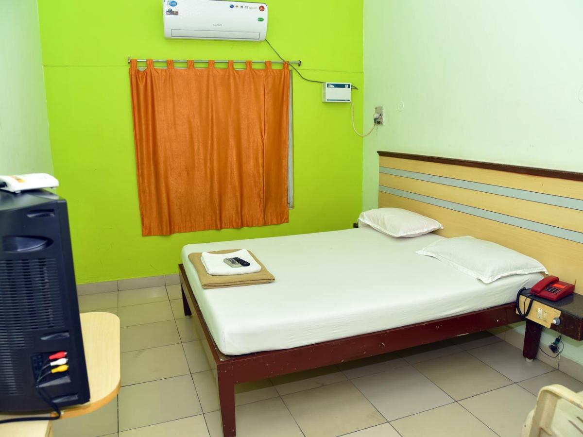 Hotel Aditya Ποντισερί Εξωτερικό φωτογραφία