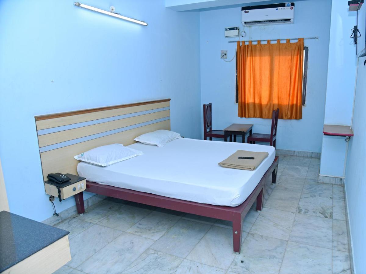 Hotel Aditya Ποντισερί Εξωτερικό φωτογραφία