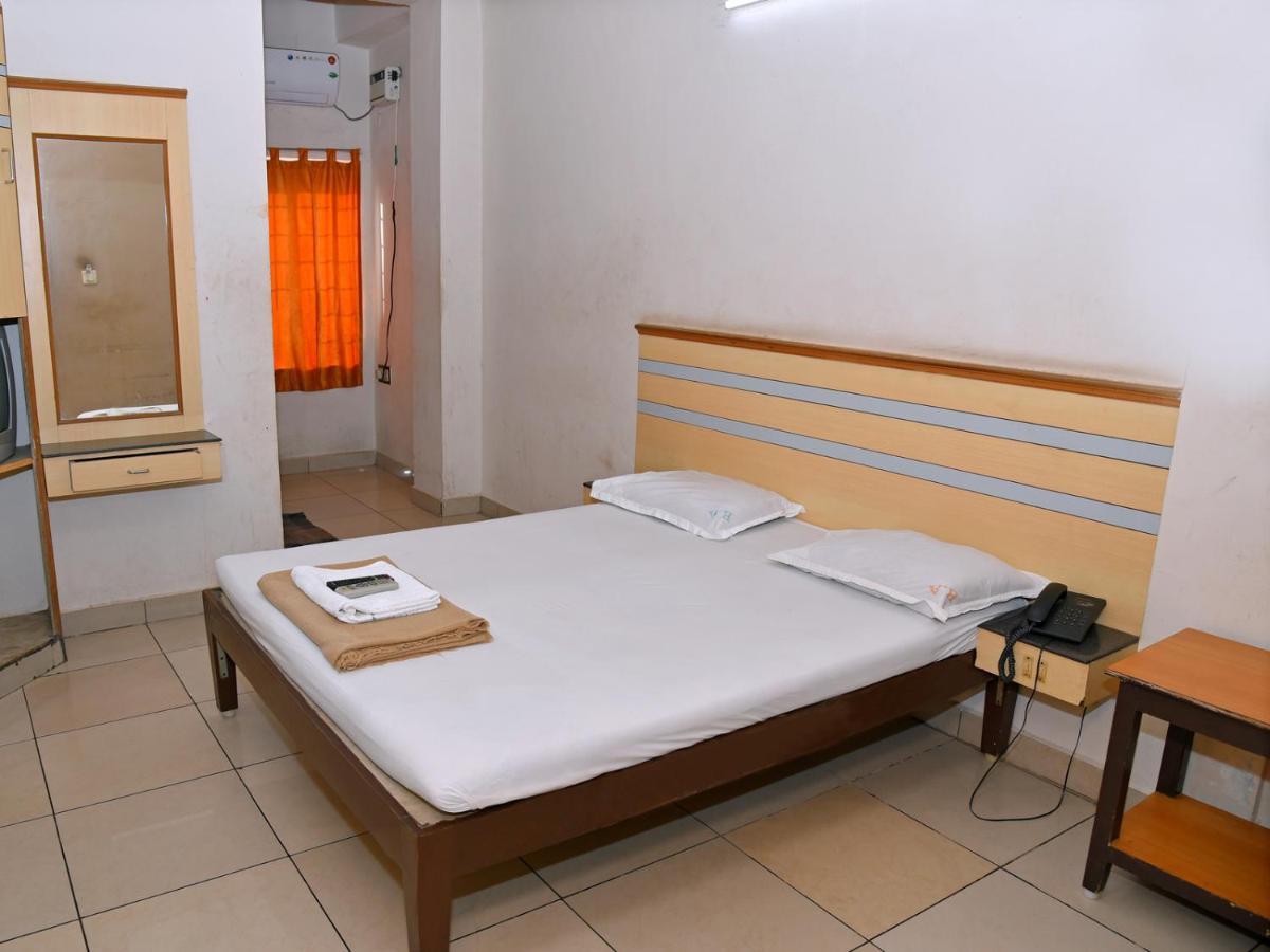 Hotel Aditya Ποντισερί Εξωτερικό φωτογραφία