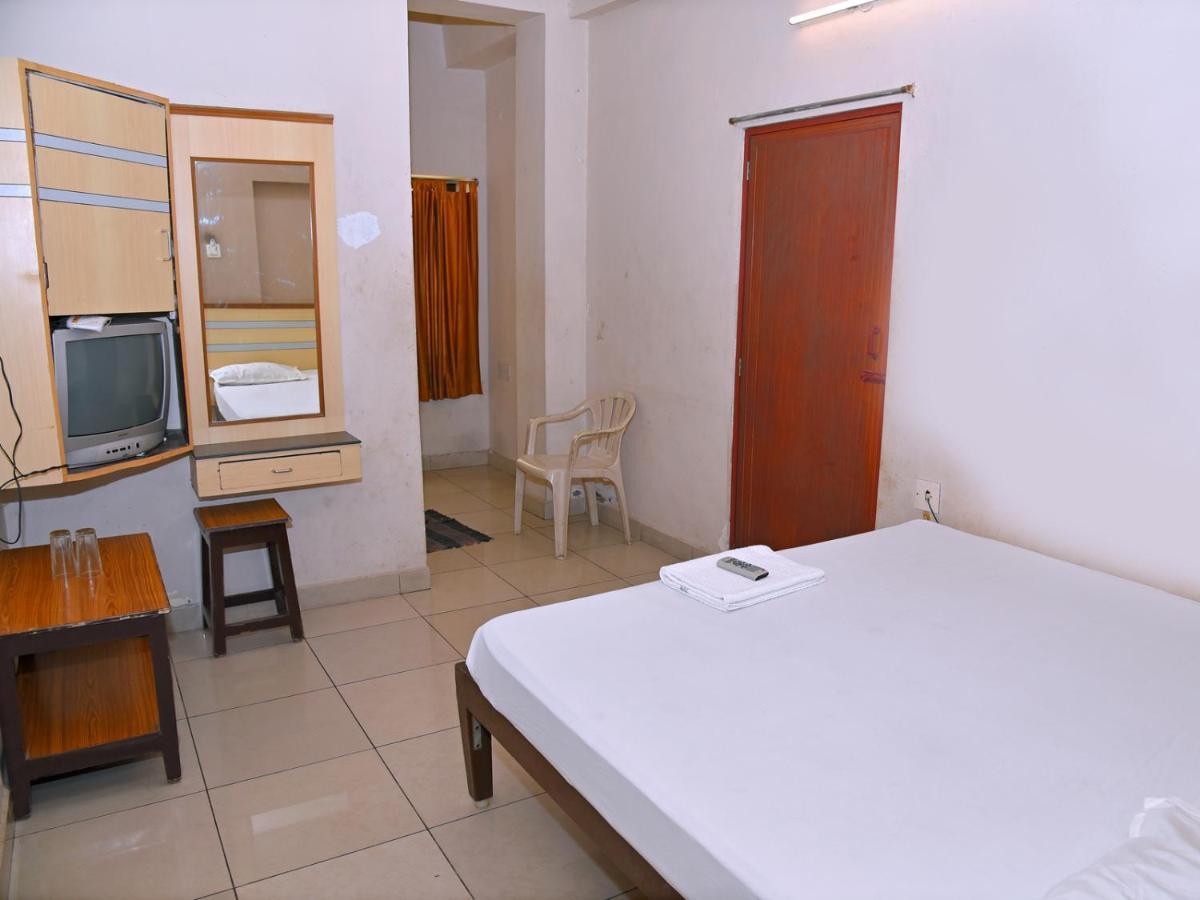 Hotel Aditya Ποντισερί Εξωτερικό φωτογραφία