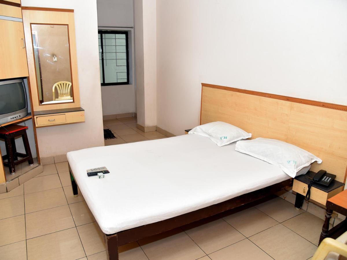 Hotel Aditya Ποντισερί Εξωτερικό φωτογραφία