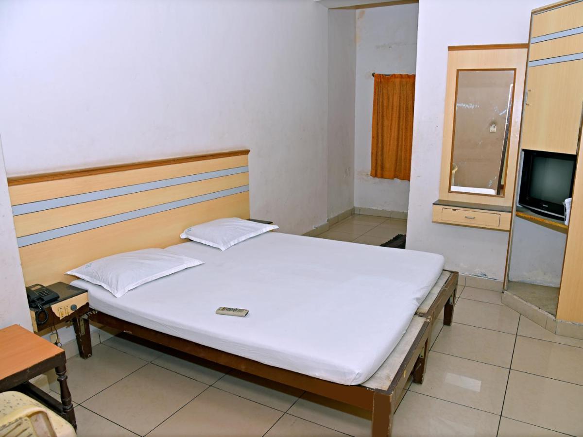 Hotel Aditya Ποντισερί Εξωτερικό φωτογραφία